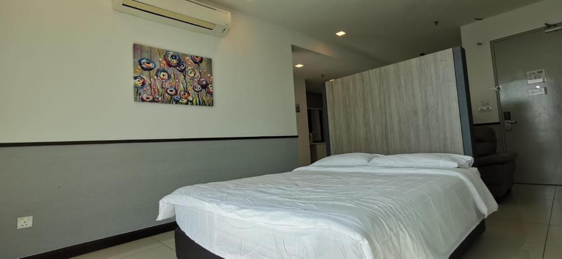 Seaview Dwharf Family Suit Private Port Dickson Exterior photo
